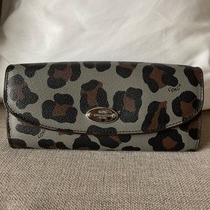 Coach leopard wallet